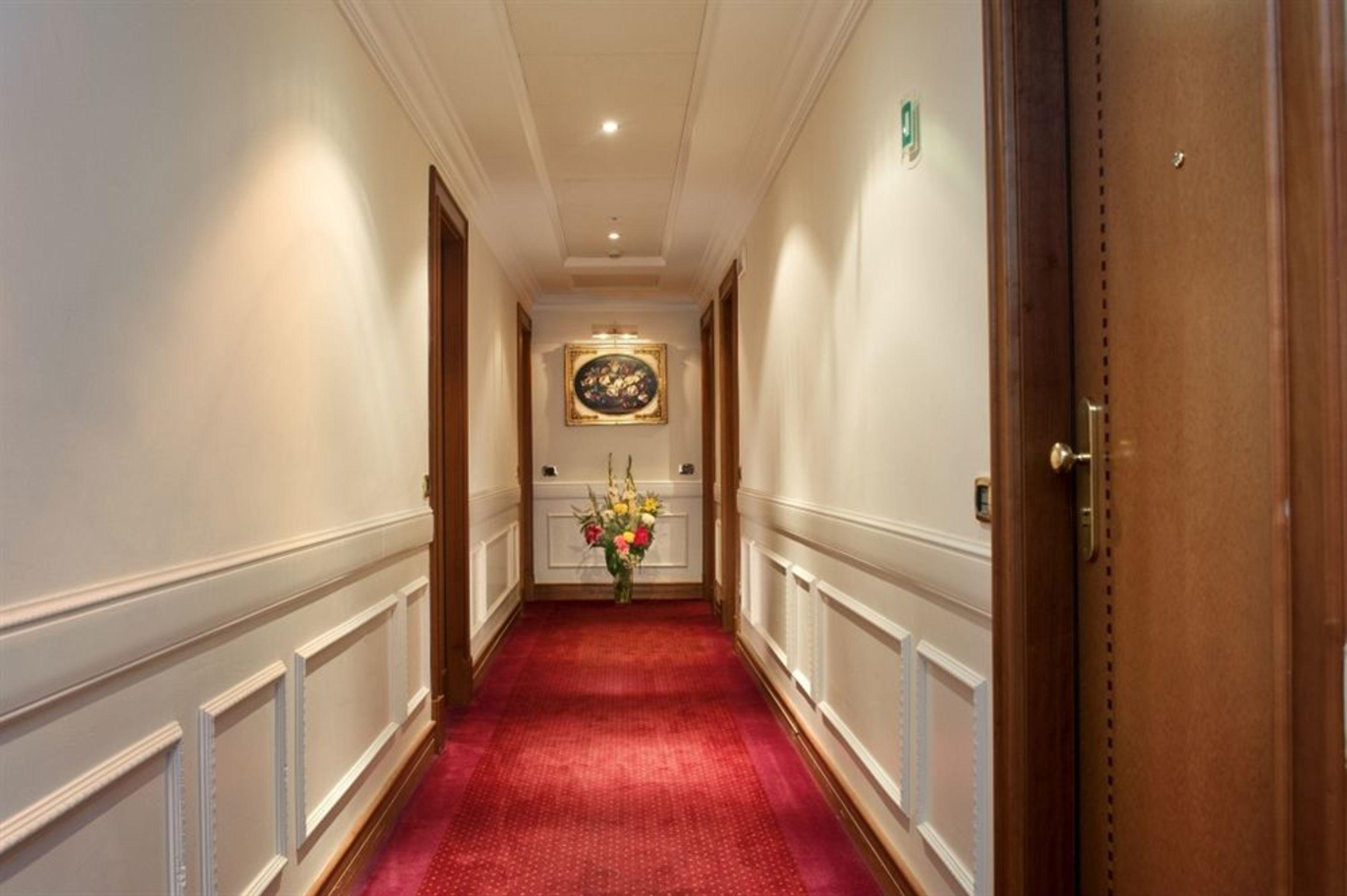 Pinewood Hotel Rome Exterior photo
