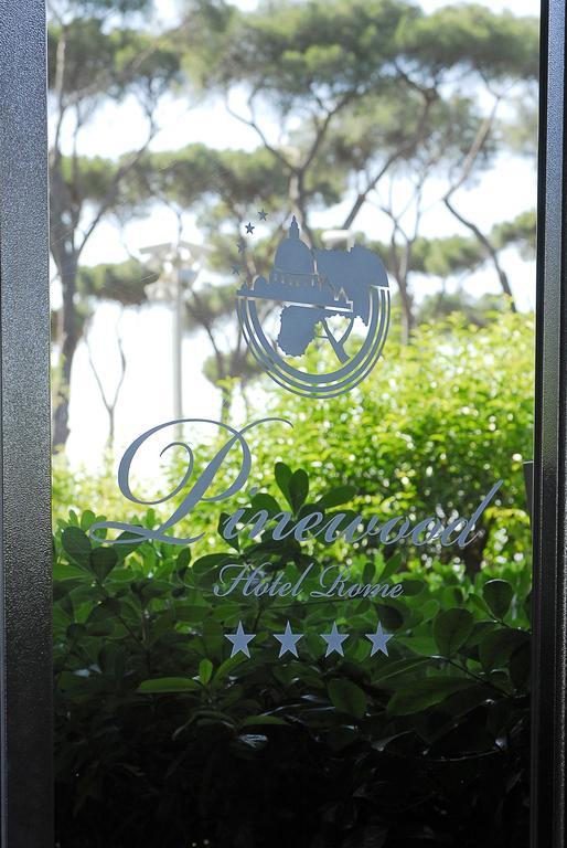 Pinewood Hotel Rome Exterior photo
