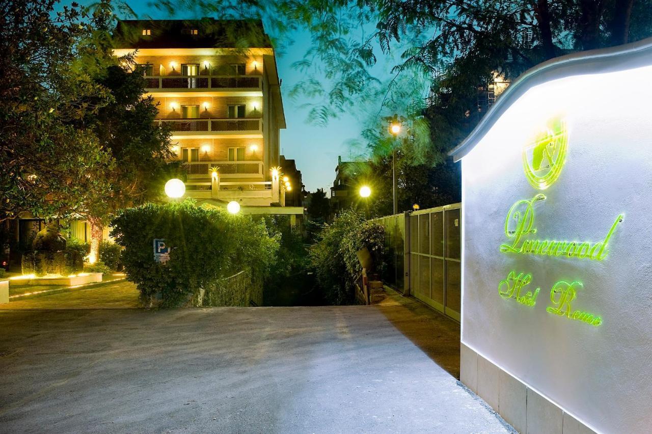 Pinewood Hotel Rome Exterior photo